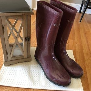 rain boots, purple